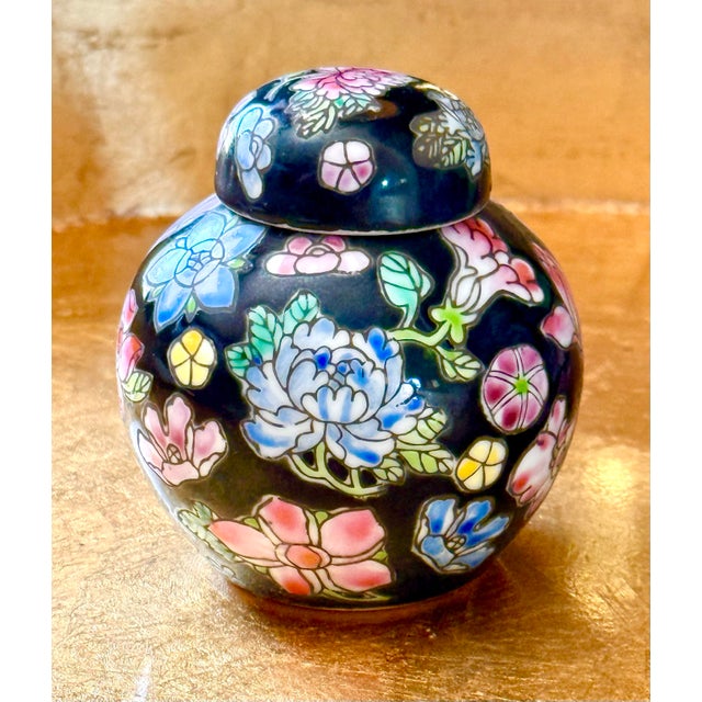 Vintage Famille Noire Porcelain Lidded Floral Ginger Jars - Set of 2 For Sale - Image 4 of 9