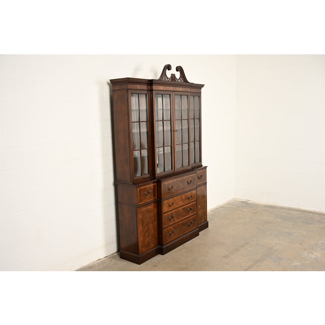 Baker Furniture Company Baker Furniture Georgian Flame Mahogany Lighted Breakfront Bookcase Cabinet With Drop Front Secretary Desk, Circa 1960s For Sale - Image 4 of 17
