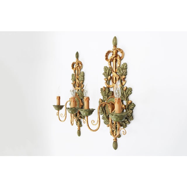 Hollywood Regency Carved Florentine Wall Lamps with Oak Leaves and Acorns, 1970, Set of 2 For Sale - Image 3 of 12