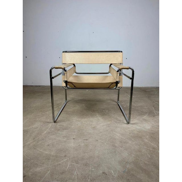 White White Wassily B3 Armchair by Marcel Breuer for Gavina, Italy, 1960s For Sale - Image 8 of 9