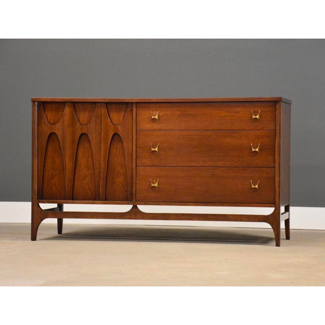Broyhill Brasilia 1960s Refinished Broyhill Brasilia 54” Walnut Dresser Credenza For Sale - Image 4 of 11