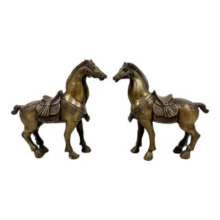 Mid 20th-Century Pair of Chinese Bronze Tang Horse Figurines For Sale