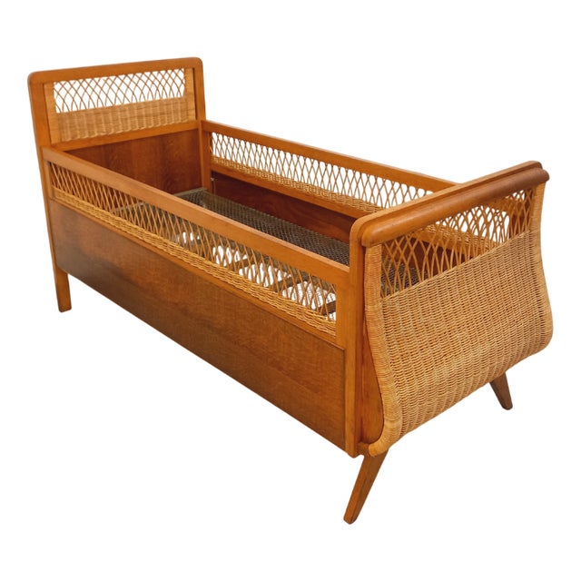 Vintage Baby Cot in Oak and Rattan, 1960s-1970s For Sale