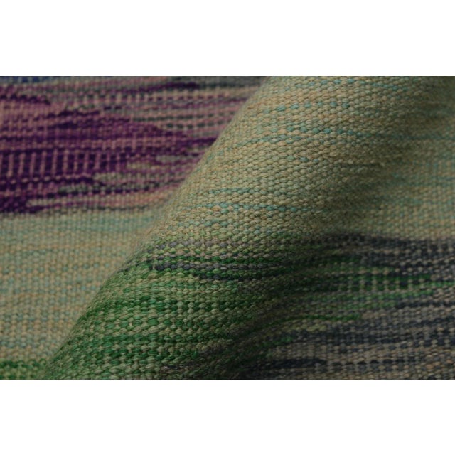 Boho Chic Kilim Hand-Woven Wool Rug - 6′8″ × 9′10″ For Sale In New York - Image 6 of 8