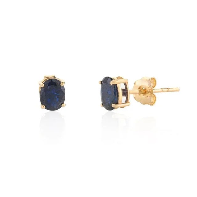 Blue Sapphire Jewelry Set in 18k Yellow Gold Pendant, Ring Size 7 & Stud Earrings - 4 Pieces For Sale - Image 10 of 17