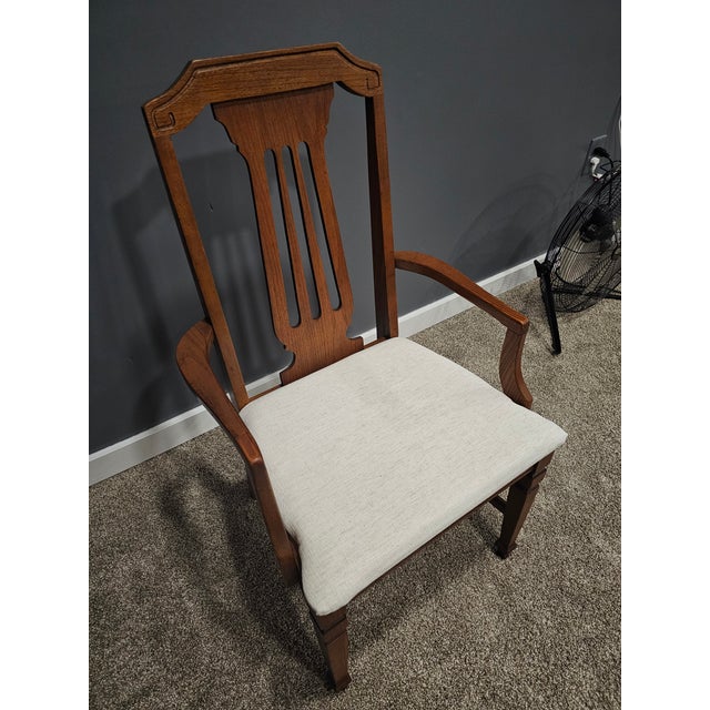 Mid-Century Modern 1950s Bassett Furniture Lyre-Back Armchair For Sale - Image 3 of 7