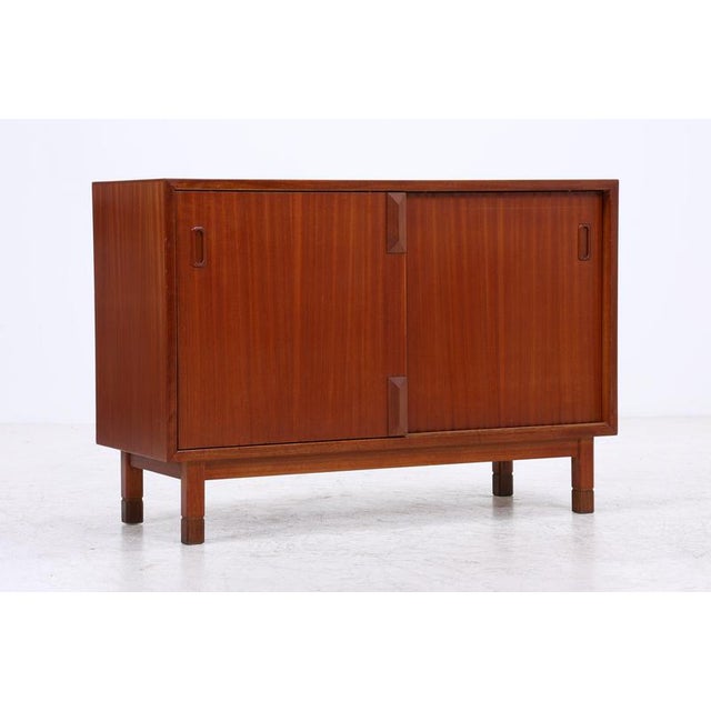 Mid-Century Mahogany Commode with Sliding Doors For Sale - Image 4 of 17