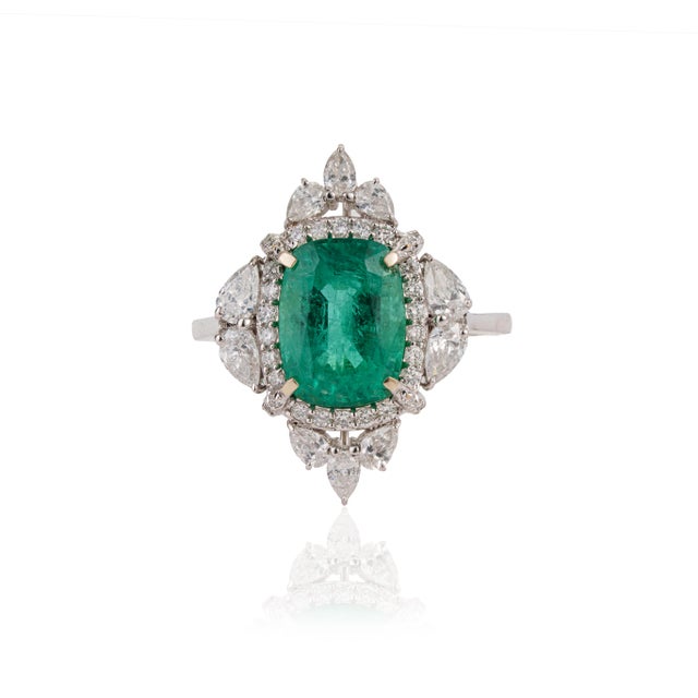 Regal 18k White Gold 3.31ct Zambian Emerald & 1.04ct Diamond Halo Cocktail Ring Size 8 For Sale - Image 4 of 17