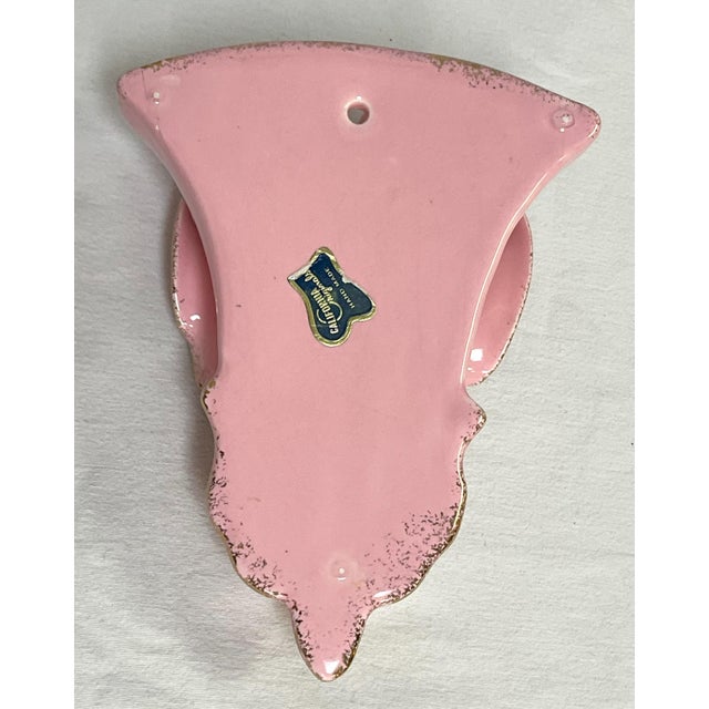 Mid Century California Originals Ceramic Wall Pocket With Pink and Gold Speckle Finish For Sale In West Palm - Image 6 of 12