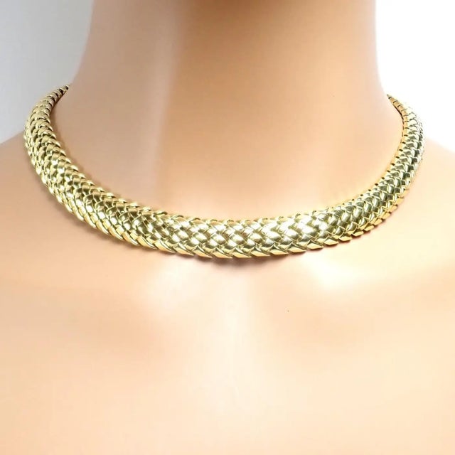 Vintage Tiffany & Co. Vannerie Basket Weave Yellow Gold Necklace For Sale - Image 9 of 17