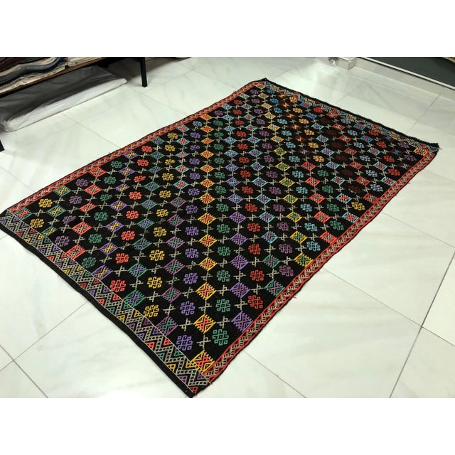 Turkish Turkish Handmade Naturel Kilim Rug - 4′11″ × 7′9″ For Sale - Image 3 of 11