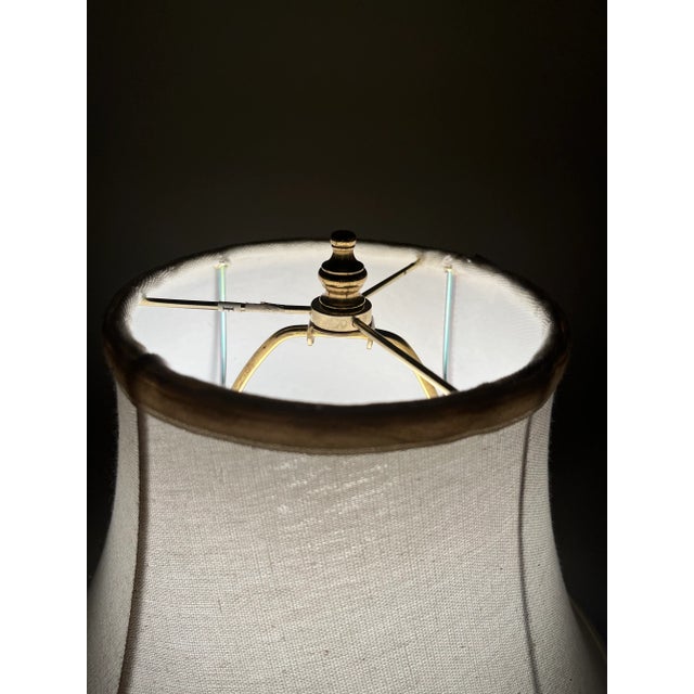 Late 20th Century White Milk Glass Table Lamp With Green Hand Painted Leaves Late 20th Century For Sale - Image 5 of 11