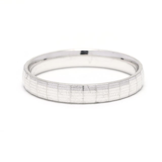 Modern Striped Band Ring, Platinum, Ring Size 6.25, Stackable For Sale - Image 3 of 5