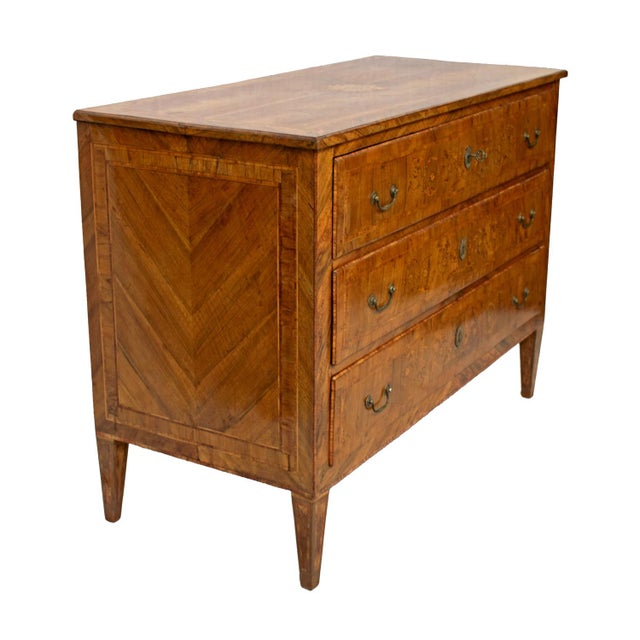 Neoclassical period chest of drawers of regional manufacture in the Lombardy area entirely veneered in walnut and olive...