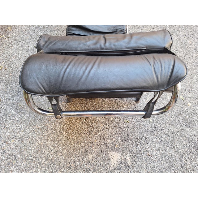 Model LC4 Chaise Lounge by Le Corbusier, 1990s For Sale - Image 6 of 9