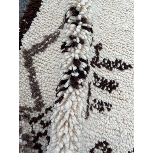 Moroccan Early 21st Century Vintage Berber Moroccan Beni Ouarain Area Wool Rug For Sale - Image 3 of 9