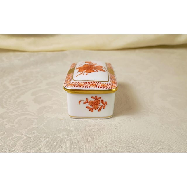 Herend Mini Trinket Box With Lid Chinese Bouquet Rust Apponyi Orange 7876 Aog Hungarian Porcelain Chinoiserie Grandmillenial Decor For Sale - Image 9 of 13