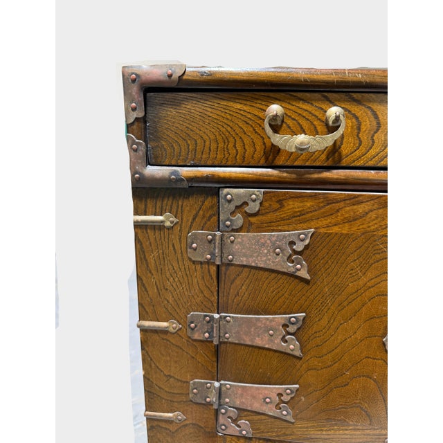Korean Morijang Chest With Original Brass Hardware and Fish Brass Lock With Key For Sale - Image 10 of 14