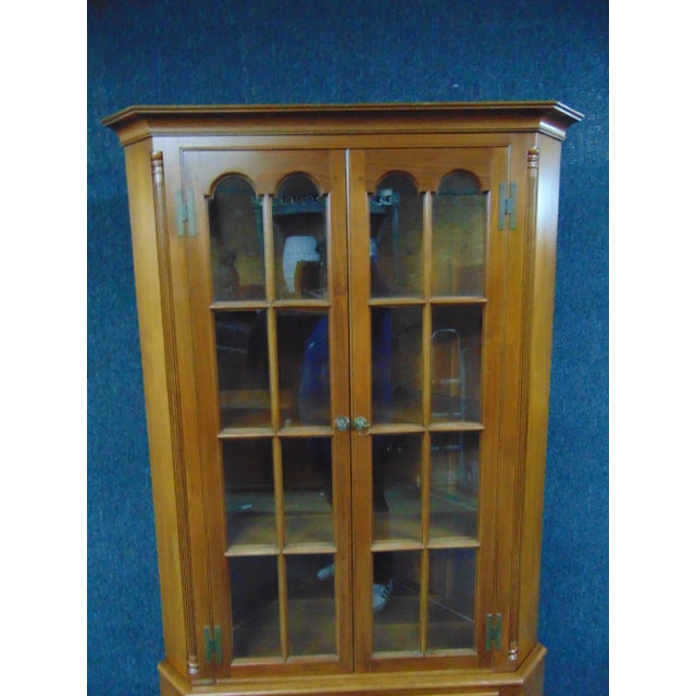 Mid 20th Century Robert Treate Hogg Chippendale Walnut Corner Cabinet For Sale - Image 5 of 12