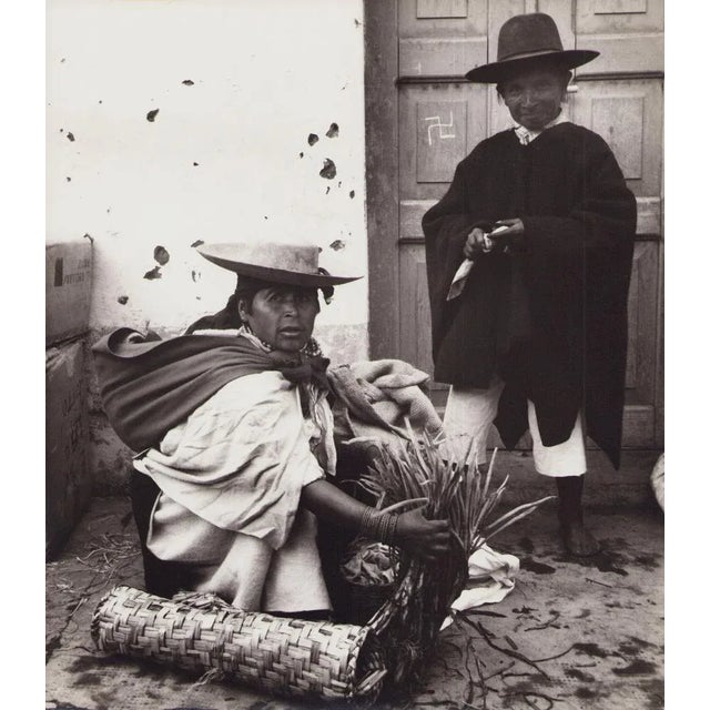 Hanna Seidel, Ecuadorian Seller at Market, 1960s, Black and White Photograph For Sale - Image 3 of 3