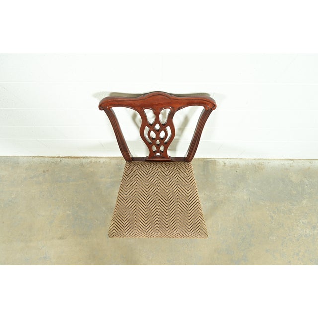 1980s Baker Furniture Georgian Carved Mahogany Side Chair For Sale - Image 5 of 10