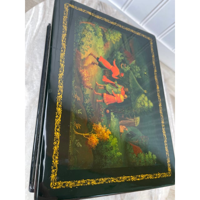 Brand: Kholuy Art School Country of Origin: Russia (USSR Era) Model: Prince Igor, Artist N. Smirnov Era: Vintage (Circa...