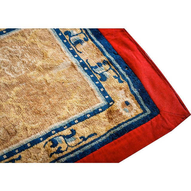 Late 19th Century 1880s Traditional Small Antique Beige Geometric Knotted Chinese Ningxia Rug For Sale - Image 5 of 9