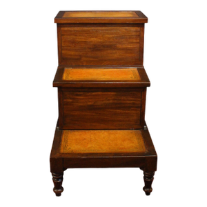 Circa 1820 Regency-George IV Period Late Sheraton Design Bedsteps and Storage