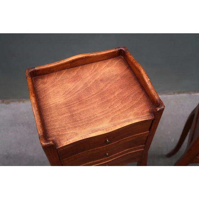 French Pair of French Louis XV Style Tiny Side Tables Nightstands For Sale - Image 3 of 13