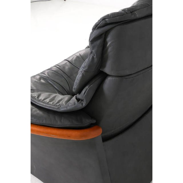 Ekornes Stressless Eldorado Leather Loveseat For Sale - Image 9 of 13
