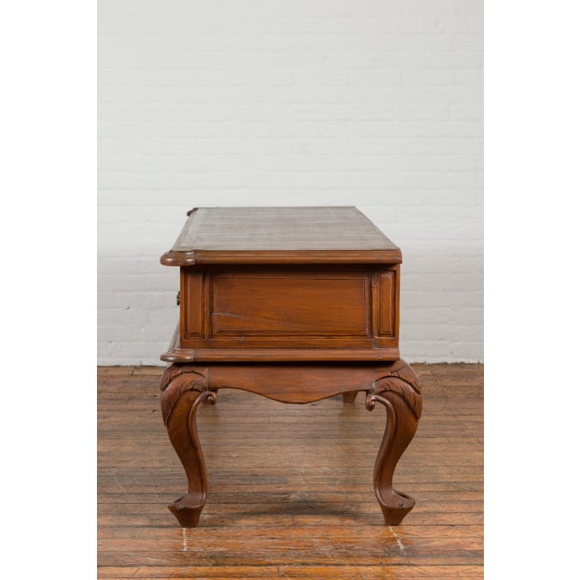 Dutch Colonial Early 20th Century Low Table with Two Drawers and Cabriole Legs For Sale In New York - Image 6 of 13