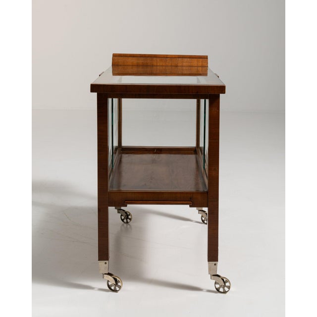 1930-1939 France Rich Walnut Brown Glass-Front Walnut Bar Cart For Sale - Image 10 of 11