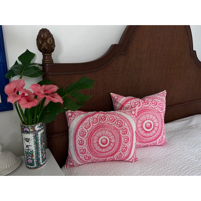 Contemporary Vizcaya Circle Filigree Medallion Pillow Cover For Sale - Image 11 of 12