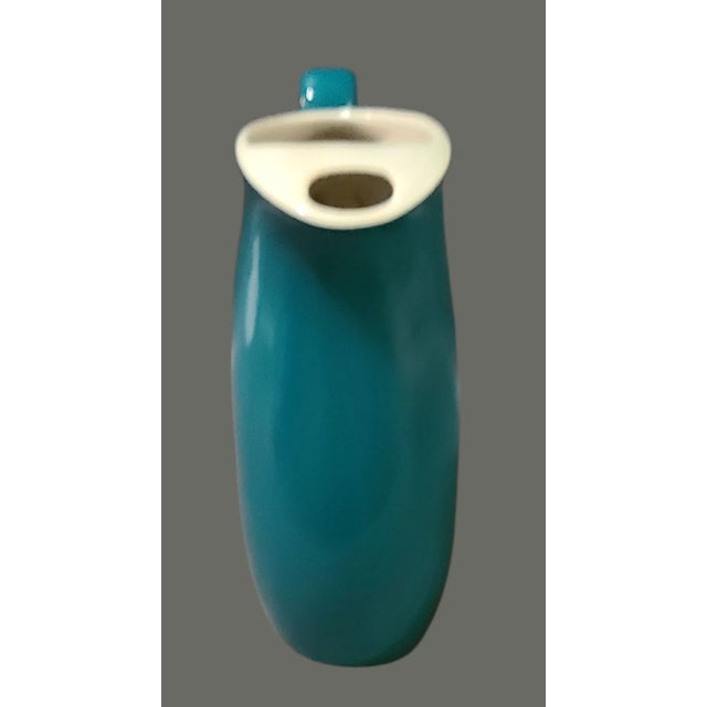 Mid-Century Modern Vintage Mid-Century Modern Retro American Hall Ocean Blue Pitcher For Sale - Image 3 of 8