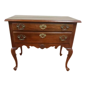 Hickory Chair Co Mahogany Queen Anne Style Lowboy