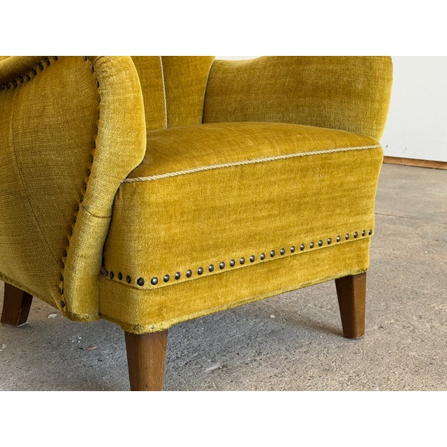 Fritz Hansen Scandinavian Wingback Lounge Chairs in Olive Velvet from Fritz Hansen, 1940s, Set of 2 For Sale - Image 4 of 13