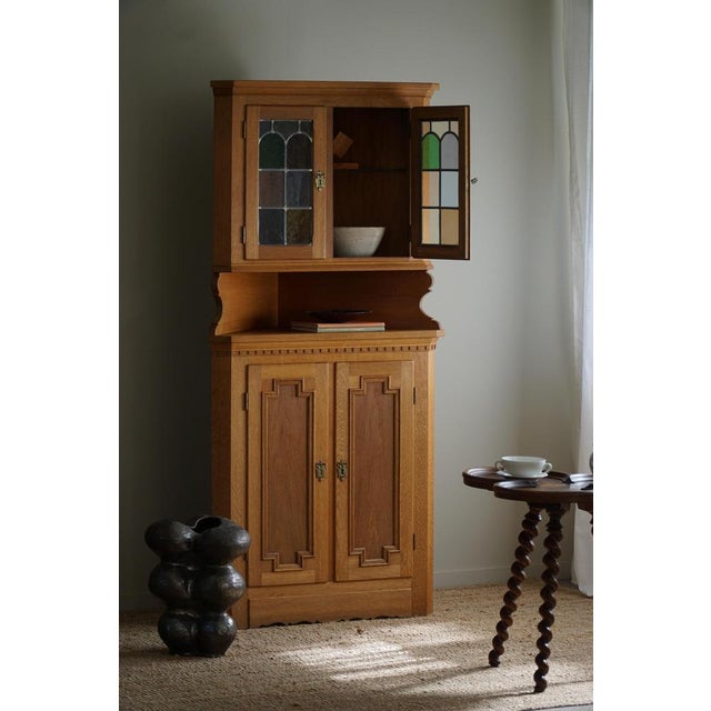 Tall Danish Modern Corner Cupboard in Oak & Glass by Henning Kjærnulf, 1960s For Sale - Image 18 of 18
