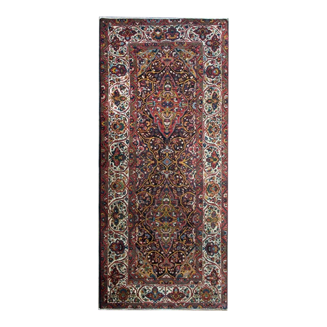 Early 20th Century Persian Bakhtiari Rug For Sale