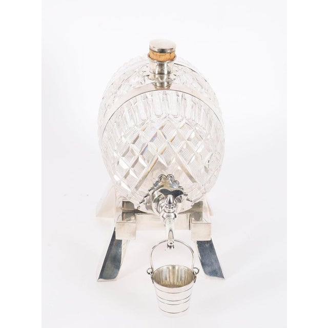 Antique 19th Century Crystal Barrel Decanter on Stand from Mappin & Webb, 1880s For Sale - Image 3 of 13