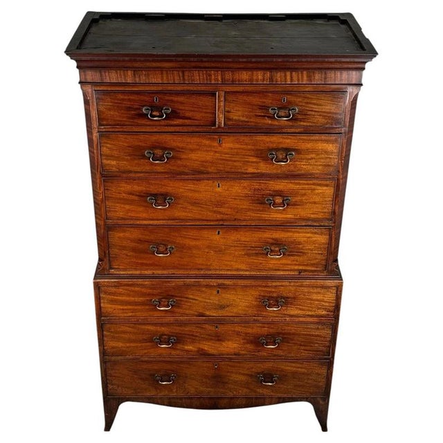 18th Century Georgian Mahogany Chest on Chest For Sale - Image 4 of 12