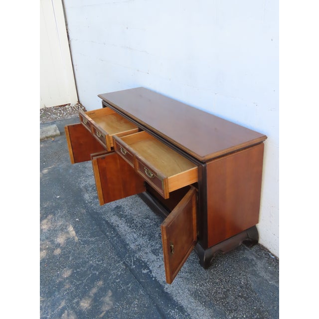 Broyhill Hollywood Regency Long Low Dresser Sideboard Media Cabinet 6353 For Sale In Miami - Image 6 of 18