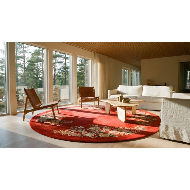 Red Exceptional Red Color With Delicate Floral Design Antique Round Chinese Art Deco Rug For Sale - Image 8 of 10