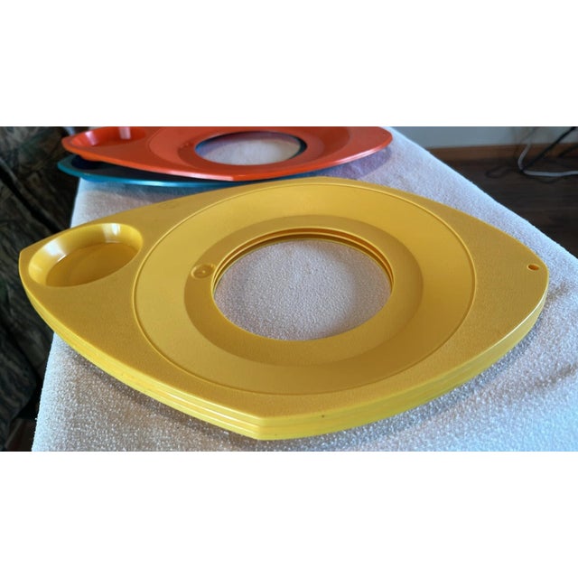 Vintage Better Maid Plastic Paper Plate & Cup Holders Set of 5 MCM BBQ Party For Sale - Image 9 of 10