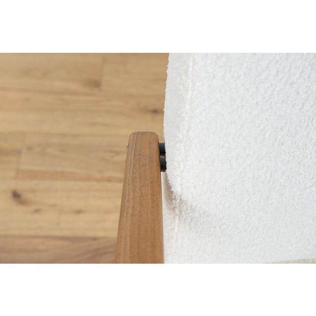 Model 53 Armchair by Jaroslav Smidek for Ton, 1960s For Sale - Image 13 of 17