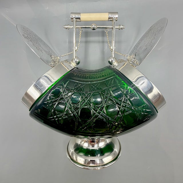 Emerald Green Cut Glass Biscuit Barrel from James Deakin & Sons, 1920 For Sale - Image 14 of 18