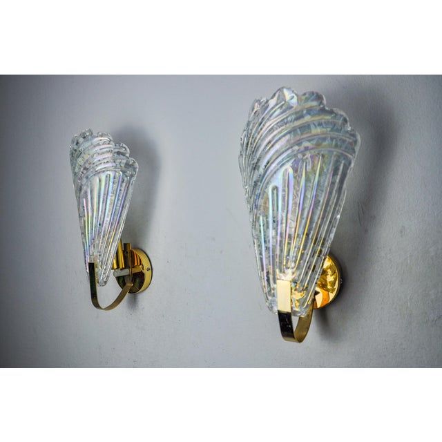 Hollywood Regency Frosted Leaf Wall Lights in Murano Glass, 1970, Set of 2 For Sale - Image 3 of 8