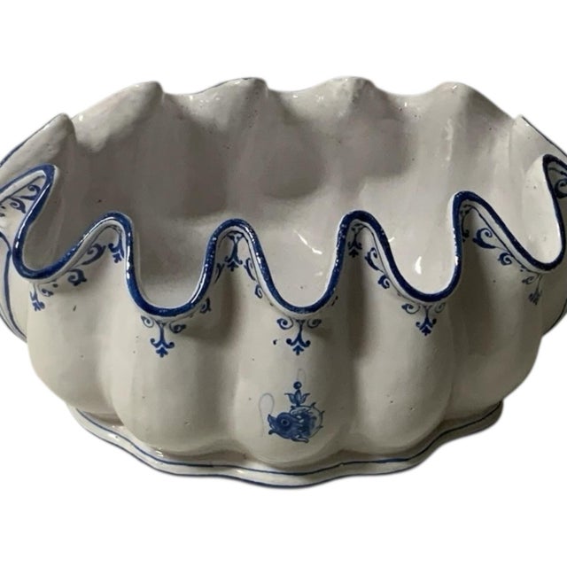 Vintage 3-Piece Italian Majolica Centerpiece Set for Gump's Blue & White Tulipiere, Platter & Matching Pair of Lidded Ginger Jars Italy 1970s-1980s For Sale - Image 12 of 12
