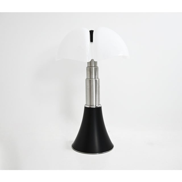 1990s Black Pipistrello Table Lamp by Gae Aulenti for Martinelli Luce, 1990s For Sale - Image 5 of 14