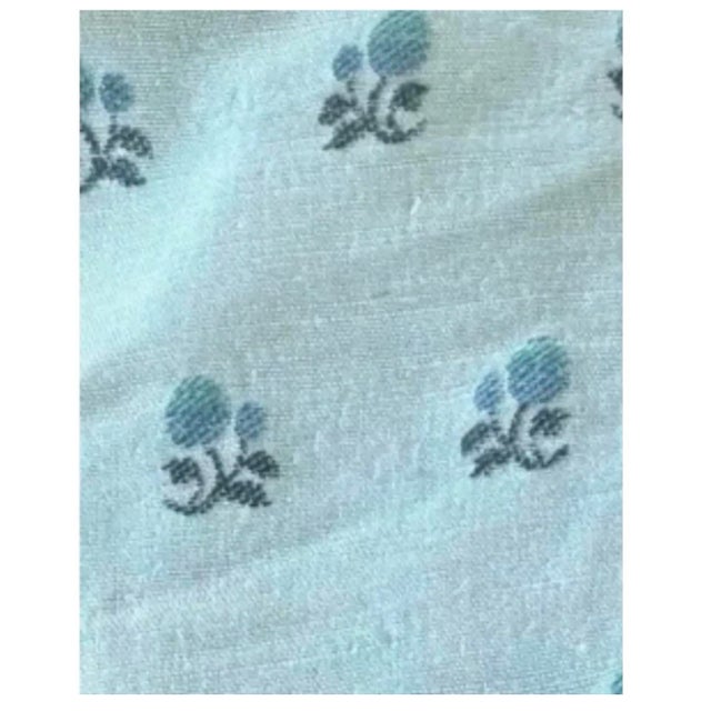 English 28 Yards of Classic Brunschwig & Fils Fabric For Sale - Image 3 of 4