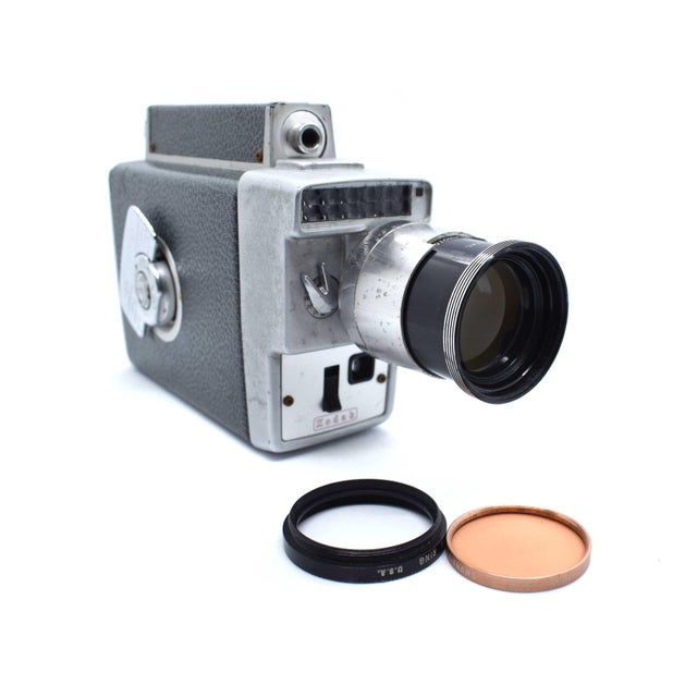 Vintage 1960s Kodak Zoom 8 Automatic 8mm Movie Camera Usa For Sale - Image 4 of 9